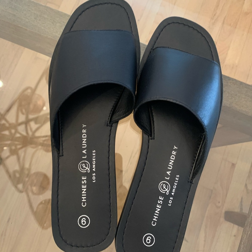 New Chinese Laundry Black Sandals Size 9